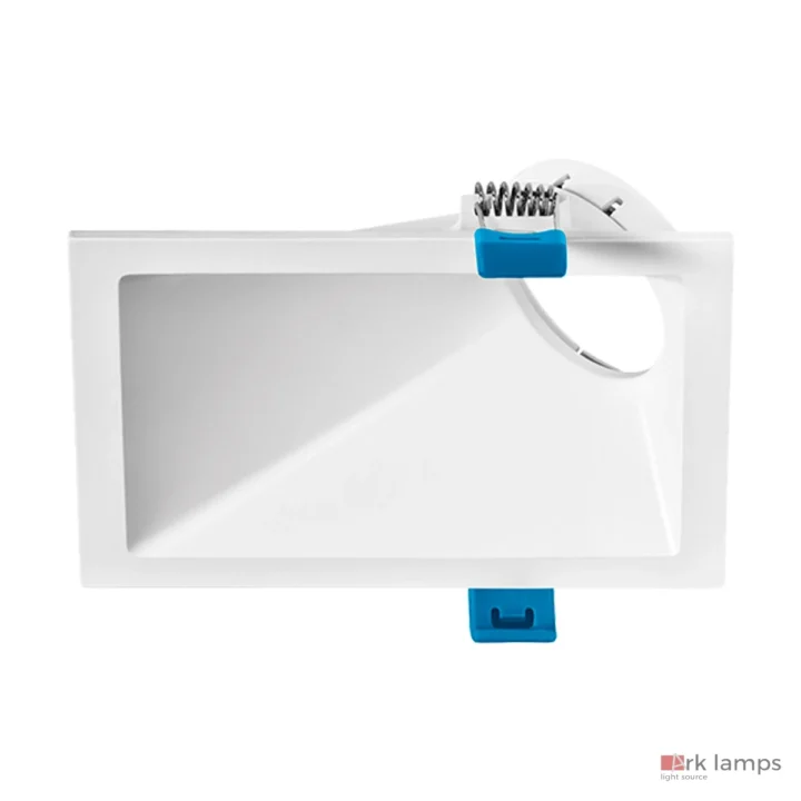 Embutido Angular 40° Square Angle MR16 · Stella · STH8975BR